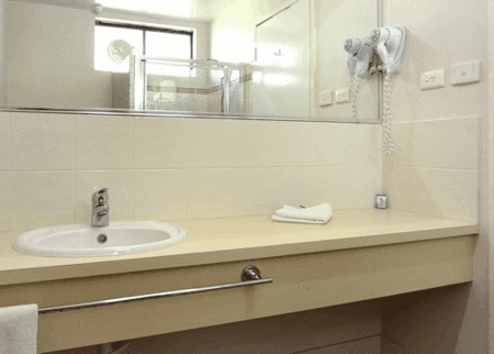 Comfort Inn Busselton River Resort - Darwin Holiday 1