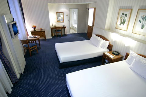 The Menzies Sydney - Darwin Holiday 4