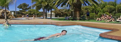 Macdonnell Range Holiday Park - Darwin Holiday 3