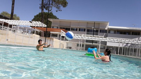 Murdoch University Village - Darwin Holiday 4