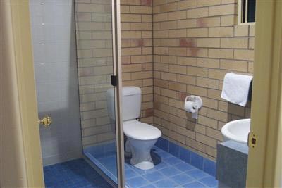 Moranbah Motor Inn Bar And Restaurant - Darwin Holiday 4