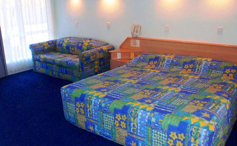 Runaway Bay Motor Inn - Darwin Holiday 2