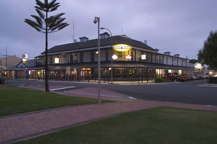 Grand Tasman Hotel - Darwin Holiday 0