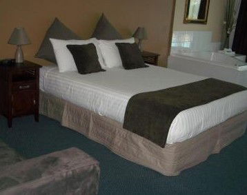 Logan City Motor Inn - Darwin Holiday 1