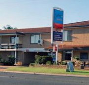 Outback Motor Inn Nyngan - Darwin Holiday
