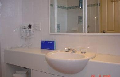 Best Western Macquarie Barracks Motor Inn - Darwin Holiday 1