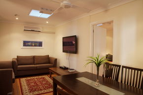 Manly Lodge Boutique Hotel - Darwin Holiday 0