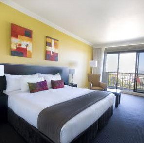 Crowne Plaza Norwest - Darwin Holiday 3