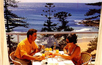 Radisson Kestrel Hotel On Manly Beach - Darwin Holiday 3