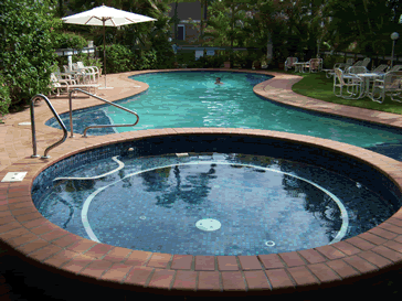 Old Burleigh Court Holiday Apartments - Darwin Holiday 7