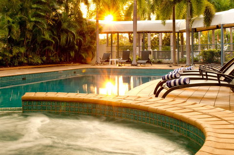 Mantra On The Esplanade - Darwin Holiday 1