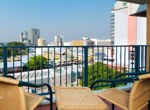 Mantra On The Esplanade - Darwin Holiday 3