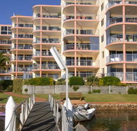 On The River Apartments - Darwin Holiday