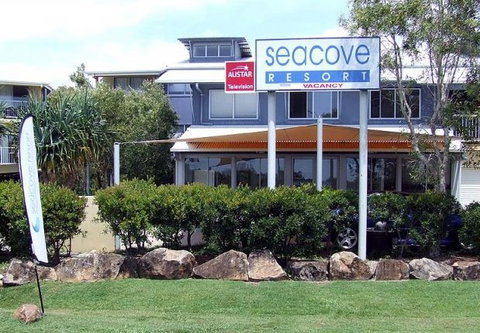 Seacove Coolum Resort - Darwin Holiday 2