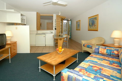 The Beach Club Resort - Mooloolaba - Darwin Holiday 1