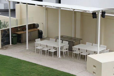 Zenith Apartments - Darwin Holiday 5