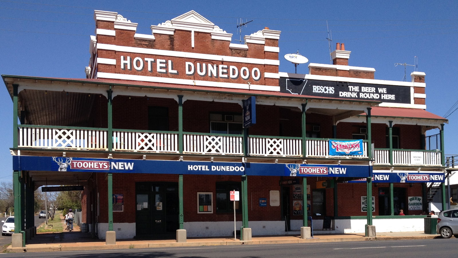 Dunedoo NSW Darwin Holiday