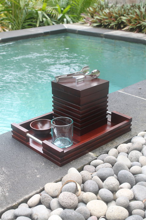 Winni Comb Pty Ltd - Darwin Holiday 0