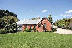 Woodend Old School House Bed And Breakfast - Darwin Holiday 0
