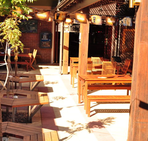 Brecknock Hotel - Darwin Holiday 0