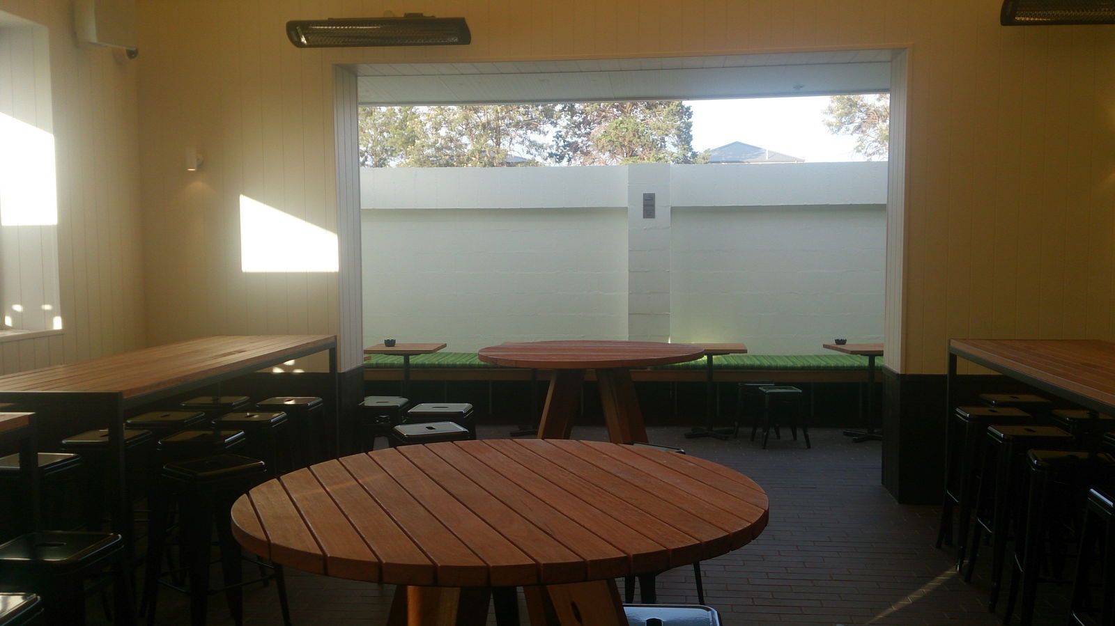 Salisbury Plain SA Darwin Holiday