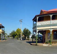 Commercial Hotel Ulmarra - Darwin Holiday