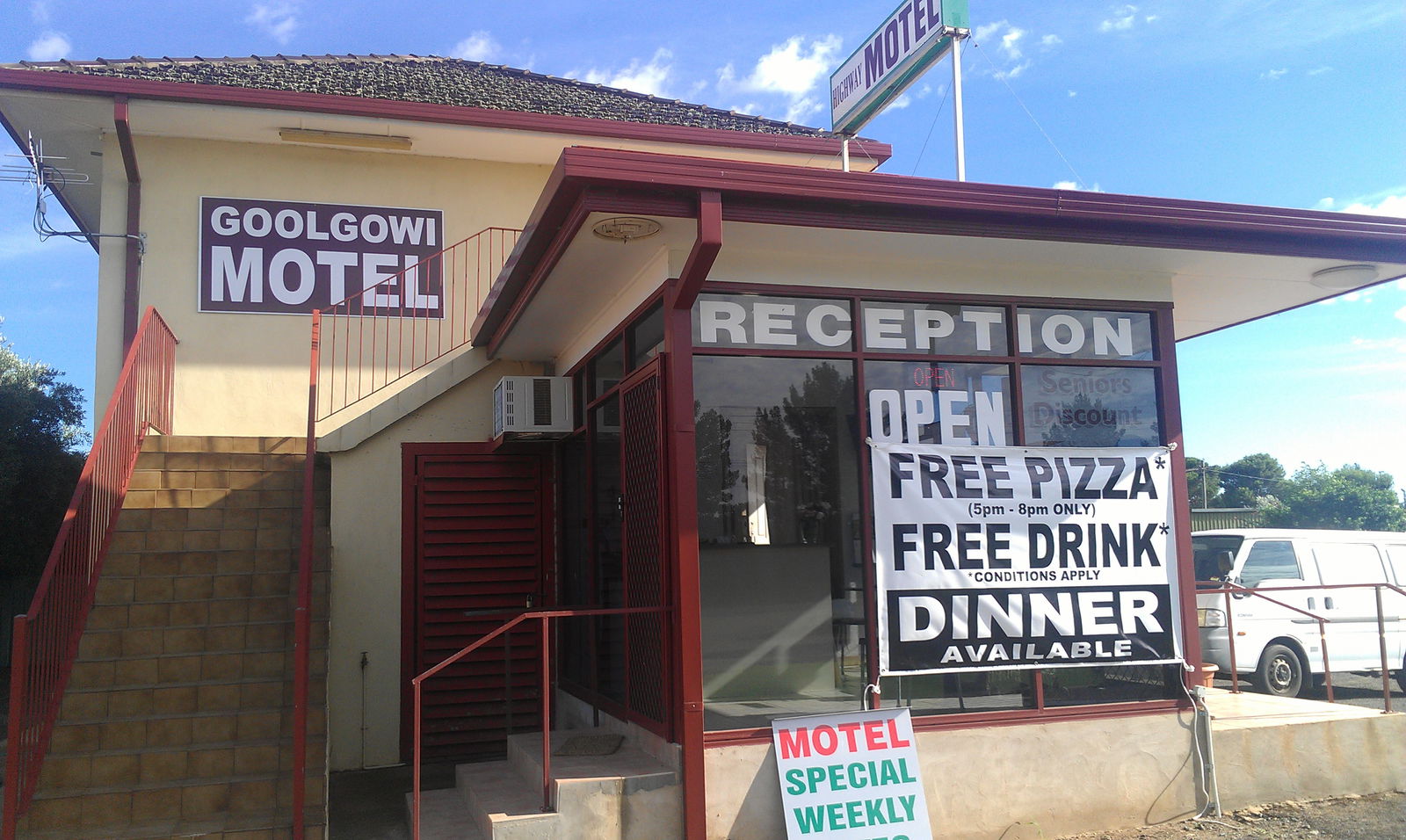 Goolgowi ACT Darwin Holiday