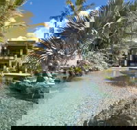 Gold Coast Holiday House Broadbeach - Darwin Holiday