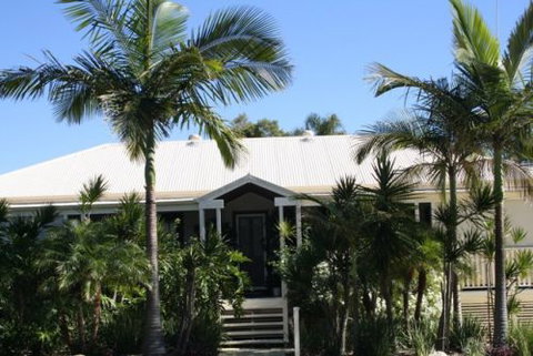 Rainbow Beach Accommodation - Darwin Holiday 0