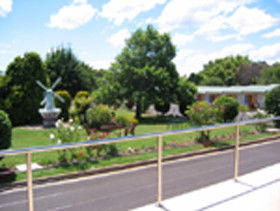 Golden Chain Beachway Motel And Restaurant - Darwin Holiday 0