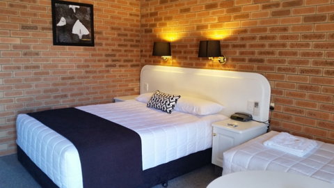 Cousins Motor Inn - Darwin Holiday 16