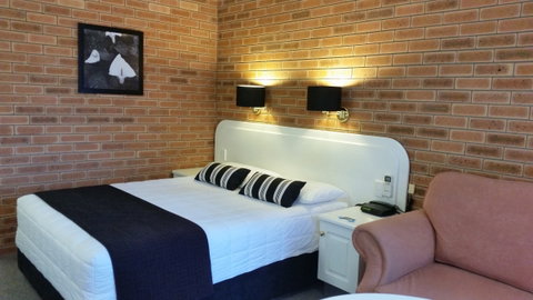 Cousins Motor Inn - Darwin Holiday 8