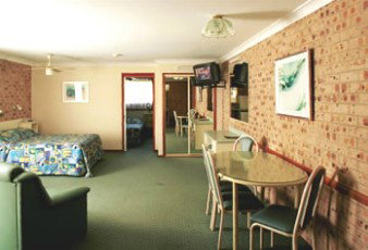 Cardiff Motor Inn - Darwin Holiday 1