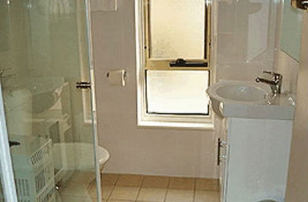 Glenelg Holiday Apartments-Corfu - Darwin Holiday 4