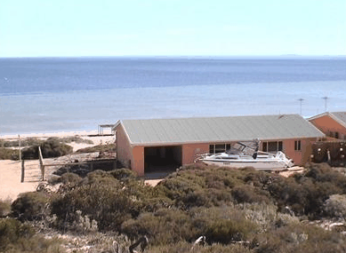 Ceduna Shelly Beach Caravan Park Cabins - Darwin Holiday 2