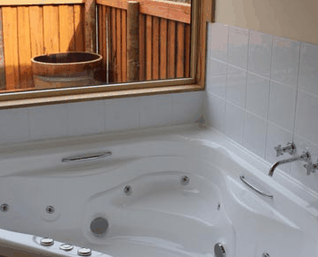 Tullah Lakeside Chalets - thumb 2