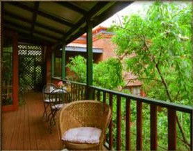 Springwood NSW Darwin Holiday