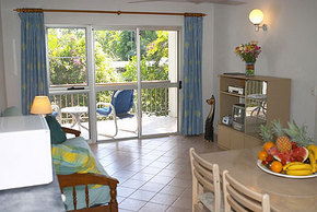 Clifton Sands Apartments - Darwin Holiday 3