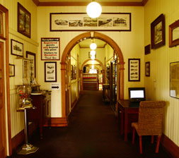 Brisbane Manor Hotel - Darwin Holiday 3