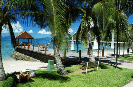 Adventure Island Whitsundays (south Molle Island) - Darwin Holiday 1