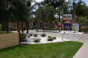 Sunraysia Motel And Holiday Apartments - Darwin Holiday 1