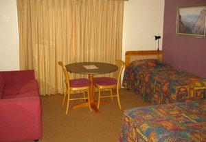 Highlands Motor Inn - Darwin Holiday 2