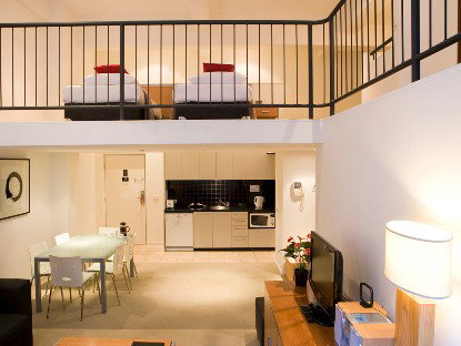 Quest Hero On Russell - Darwin Holiday 1