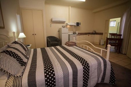Millies Guesthouse & Serviced Apartments - Darwin Holiday 5