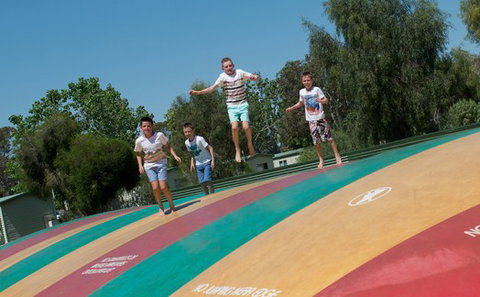 Berri Riverside Caravan Park - Darwin Holiday 4