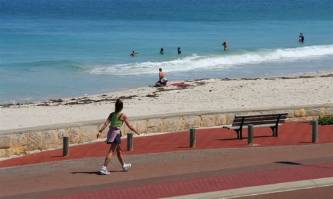 Quality Resort Sorrento Beach - Darwin Holiday 1