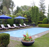 Stone House - The - Darwin Holiday