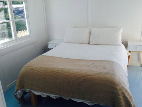 Greens Beach Cottage - Darwin Holiday 5