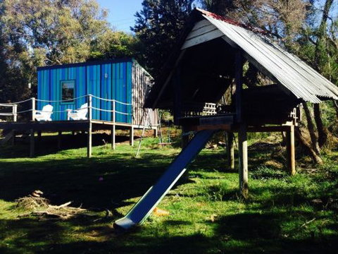 Greens Beach Cottage - Darwin Holiday 8