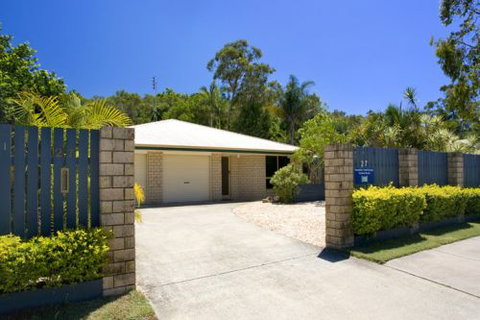 Sunshine Coast Escape - Darwin Holiday 2